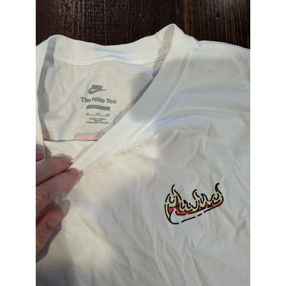 Nike Max Heat Air Max 95 Graphic T-Shirt Mens‎ 2XL White Loose Fit Streetwear